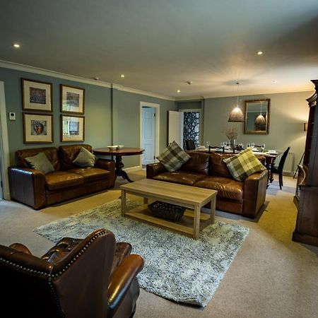 The Farmhouse, 6 Bed Property, ฟอร์เรส ภายนอก รูปภาพ
