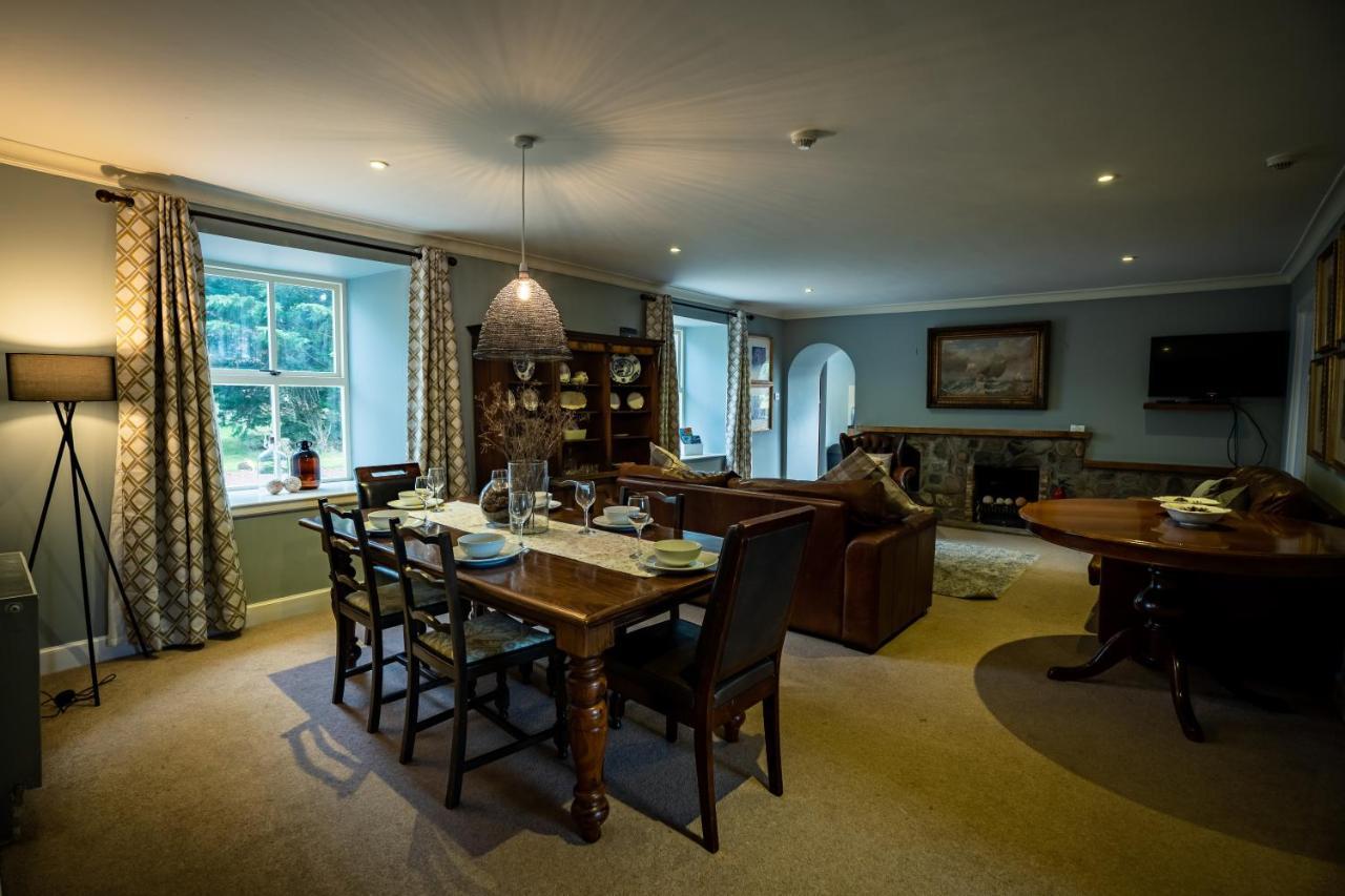 The Farmhouse, 6 Bed Property, ฟอร์เรส ภายนอก รูปภาพ