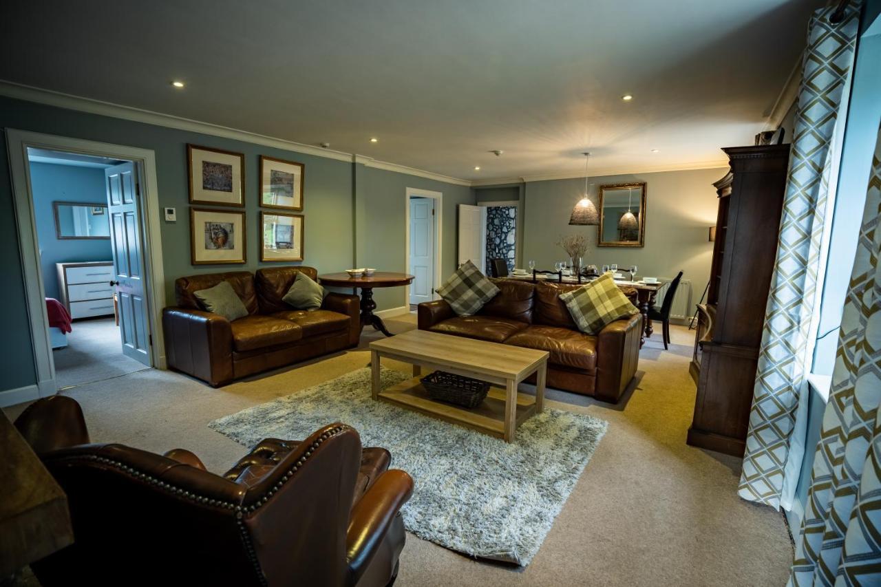 The Farmhouse, 6 Bed Property, ฟอร์เรส ภายนอก รูปภาพ