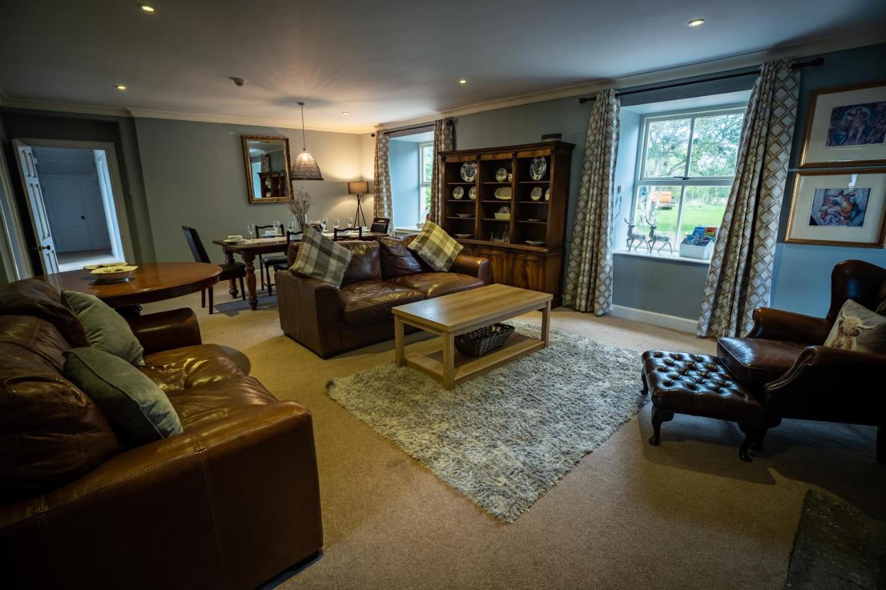 The Farmhouse, 6 Bed Property, ฟอร์เรส ภายนอก รูปภาพ