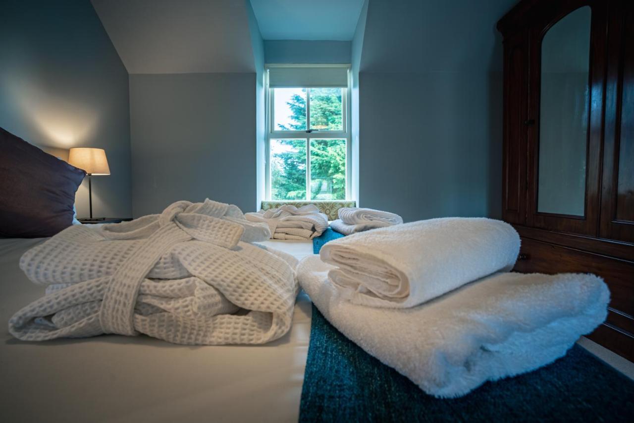 The Farmhouse, 6 Bed Property, ฟอร์เรส ภายนอก รูปภาพ